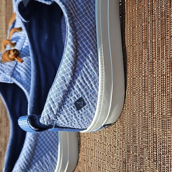 Sperry Light Blue Plaid Casual Boat Sneakers with Brown Laces, 9.5 - Picture 5 of 8
